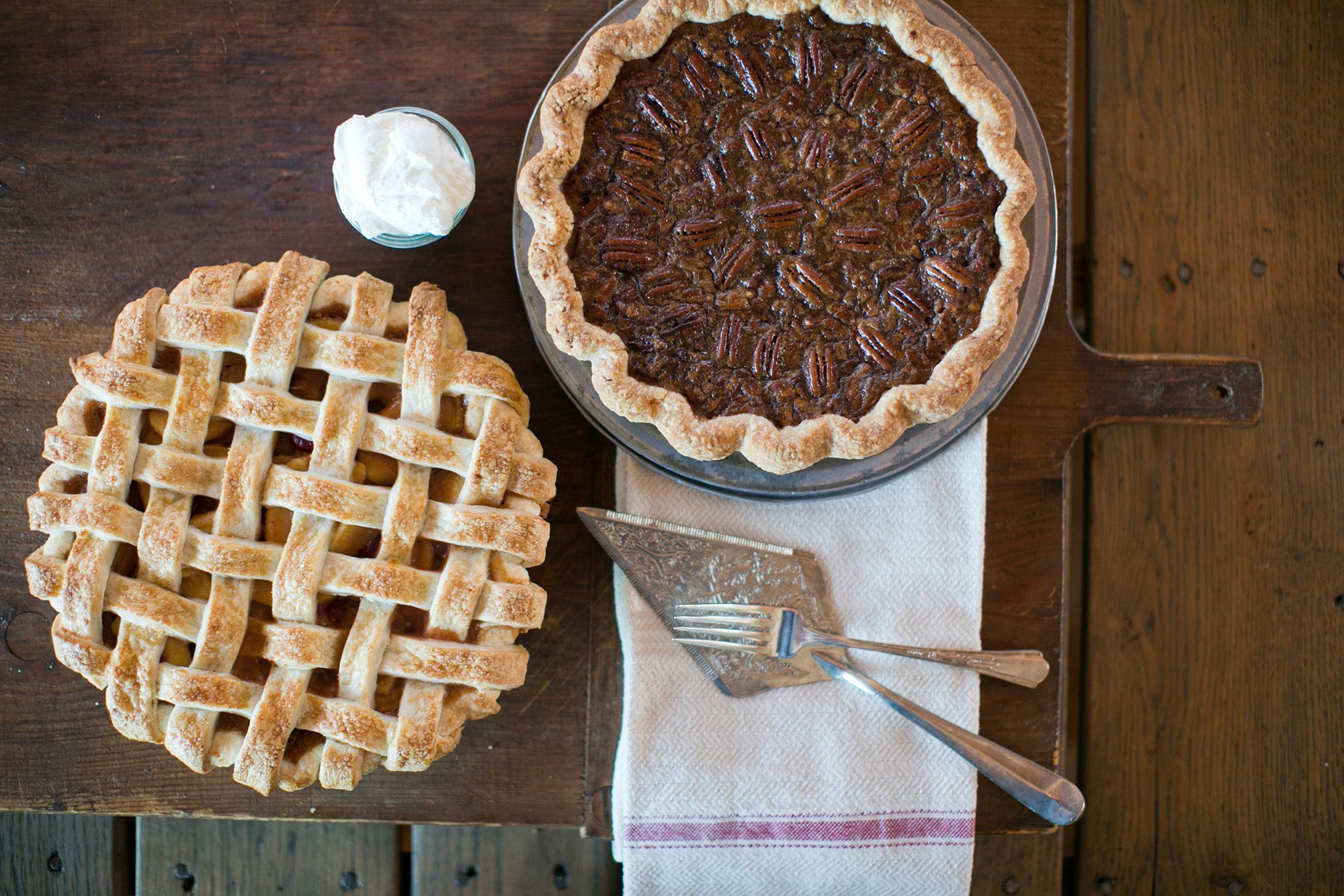 https://website.brushcreekranch.com/wp-content/uploads/2022/08/Thanksgiving-Pies.jpg